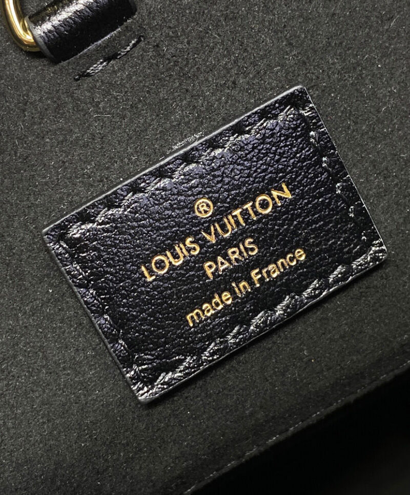 Louis Vuitton Nova MM M13137 Black